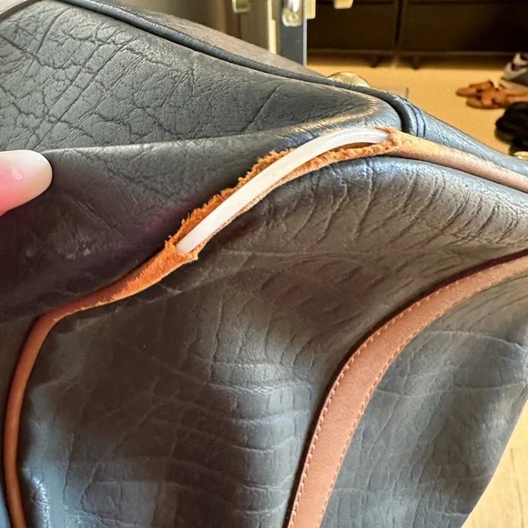 Dior vintage leather Duffel carry on bag - Picture 12 of 15